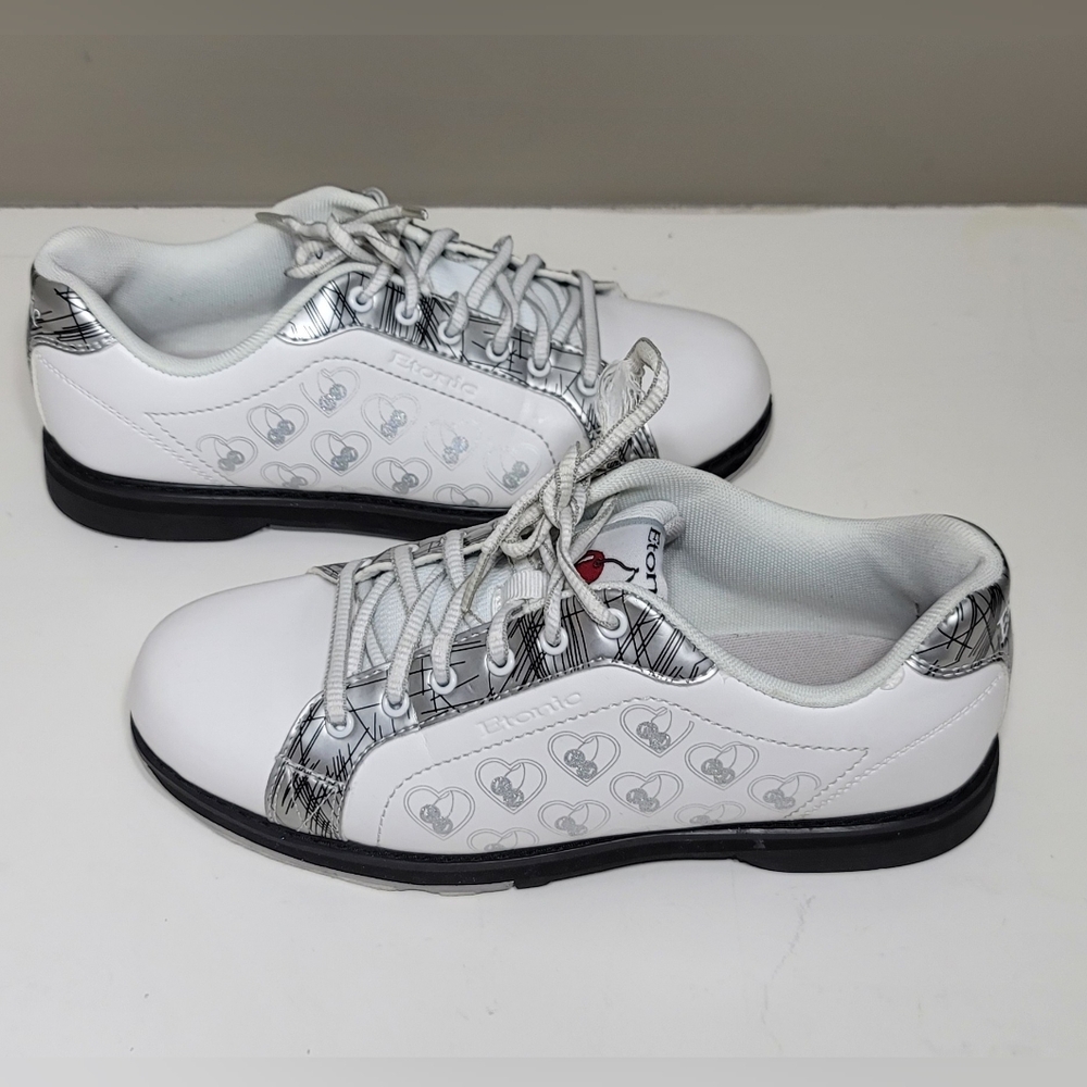 Etonic Womend White and Silver Sports Sneakers Boweling Size 7.5